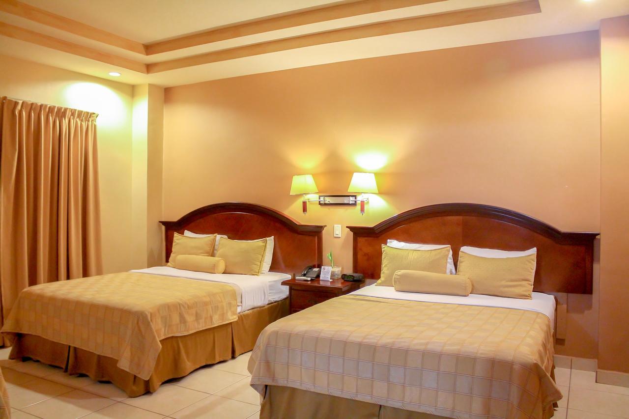 Hotel Monteolivos San Pedro Sula Buitenkant foto