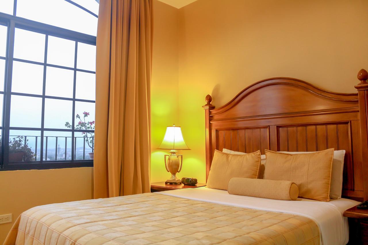 Hotel Monteolivos San Pedro Sula Buitenkant foto