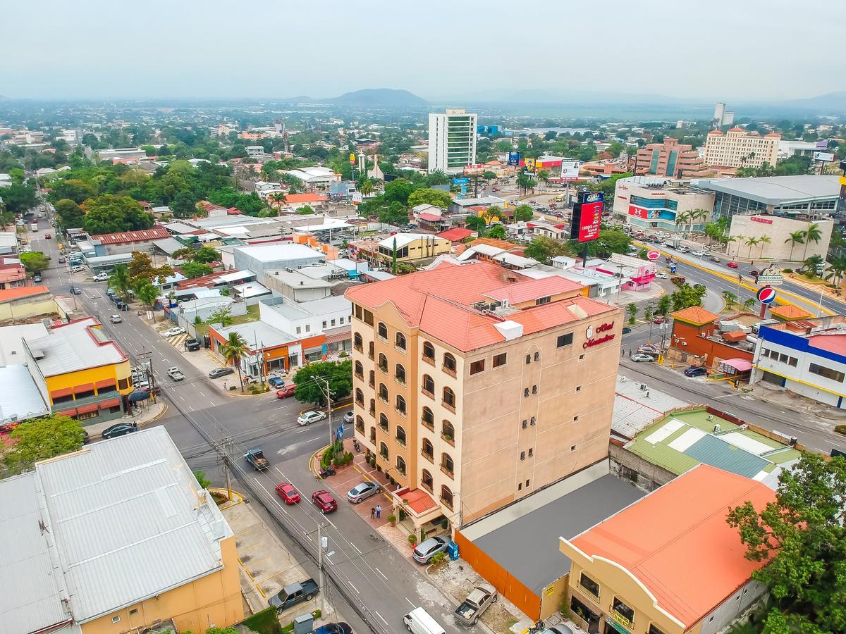 Hotel Monteolivos San Pedro Sula Buitenkant foto