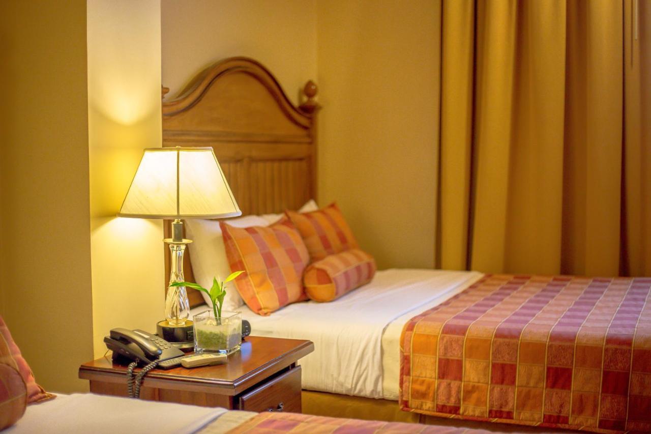 Hotel Monteolivos San Pedro Sula Buitenkant foto